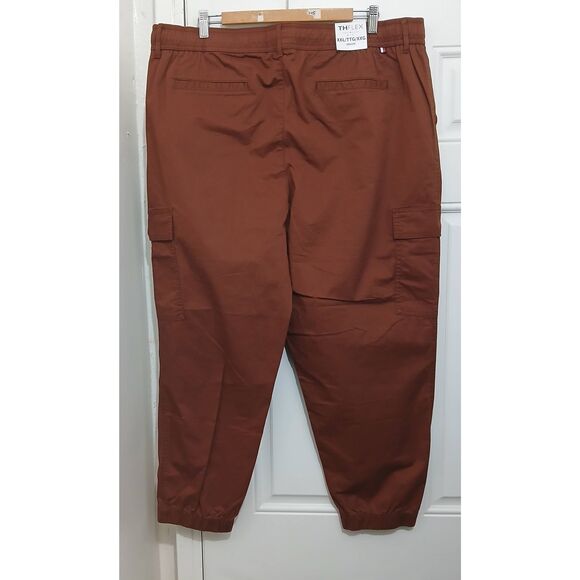 Tommy Hilfiger womens 2xl flex jogger cargo pants 42 waist  rust brown - Picture 5 of 8